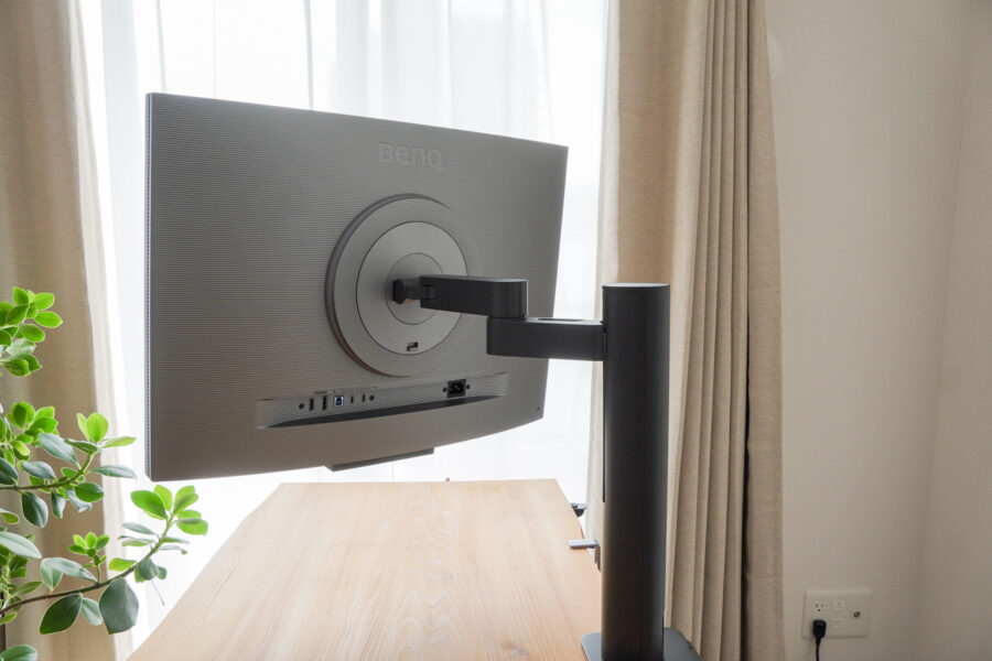 シックで無駄のない機能的モニター！BenQ RD280UAの魅力を紹介