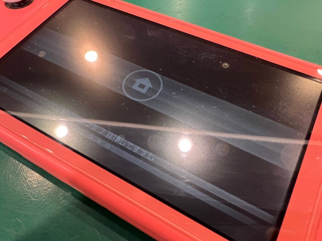 Switch Lite（スイッチライト）液晶交換修理！白い線が入る画面を新品