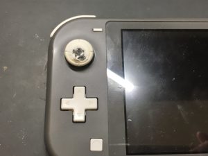 Nintendo Switch Lite(ニンテンドースイッチ ライト)のLスティックの
