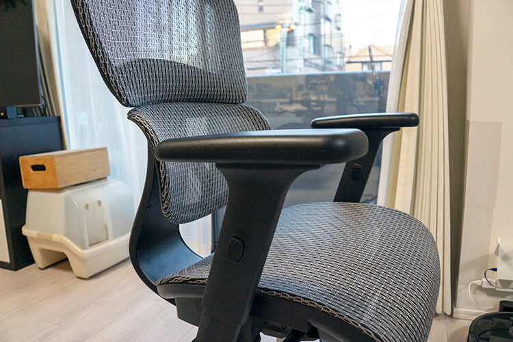 LOWYA メッシュオフィスチェア レビュー】かつて無いほど屁がしやすい