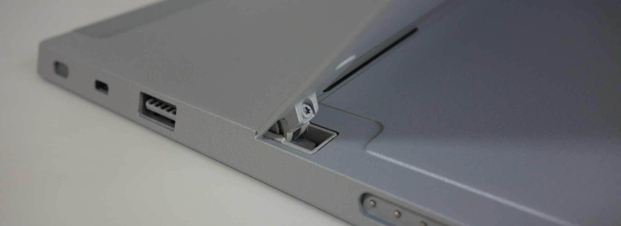 Microsoft Surface 2ハードウェアレビュー。RTの軽さ＋Proのスペックを