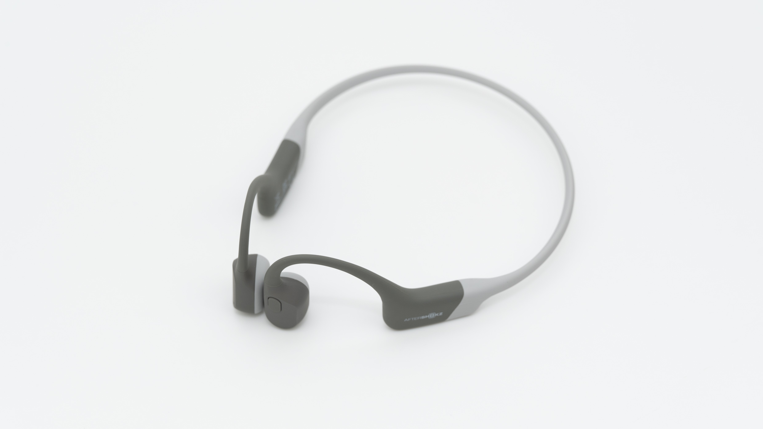 骨伝導＆26gの超軽量「AfterShokz Aeropex」レビュー。圧倒的な軽快感
