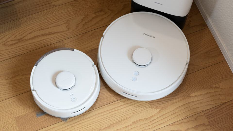 日本の家に特化した、小型＆静音ロボット掃除機「SwitchBot K10+