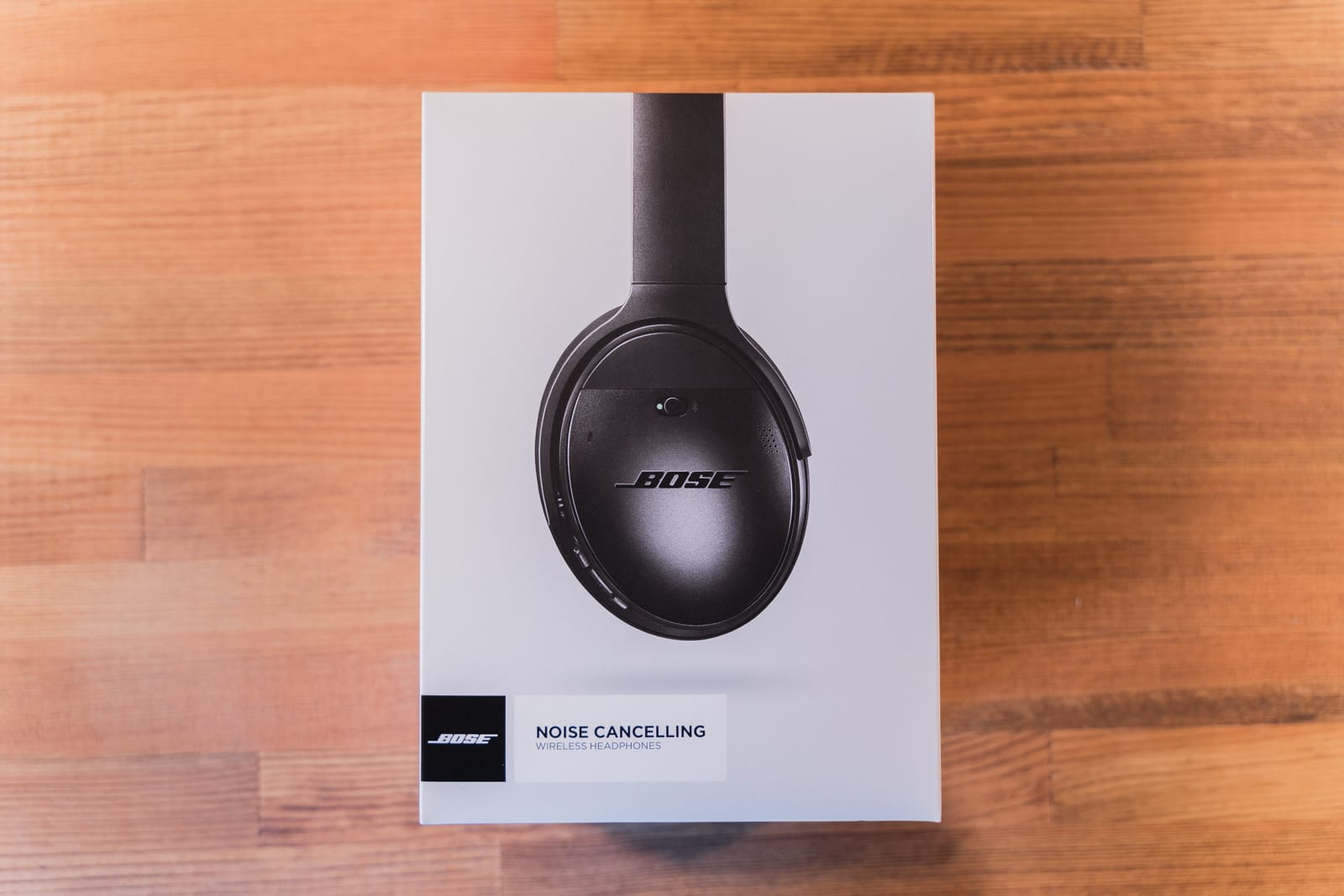 Bose『QuietComfort 35』レビュー。元祖ノイズキャンセルヘッドホンの