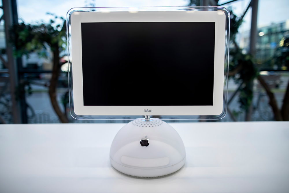アップルのスマートホームディスプレイ、「iMac G4」のようなデザイン