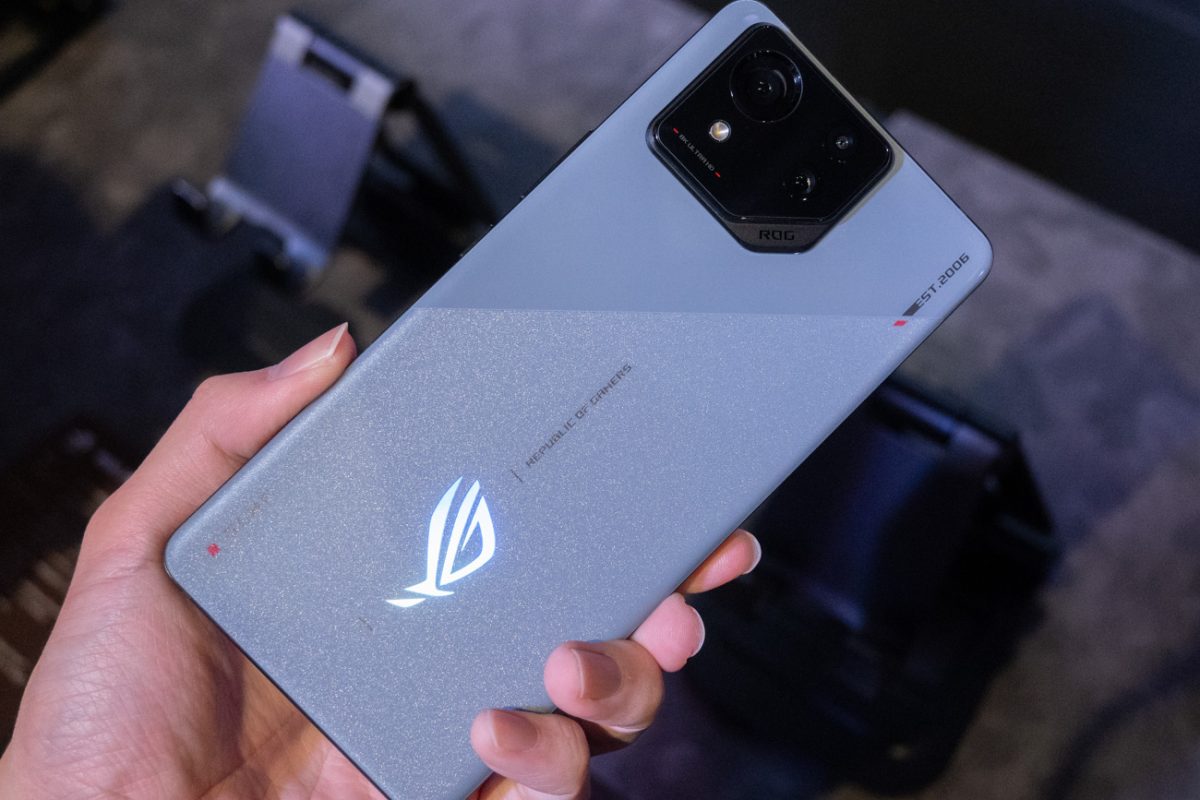 日常でも使いやすいゲーミングスマホ、ASUS「ROG Phone 8」シリーズ