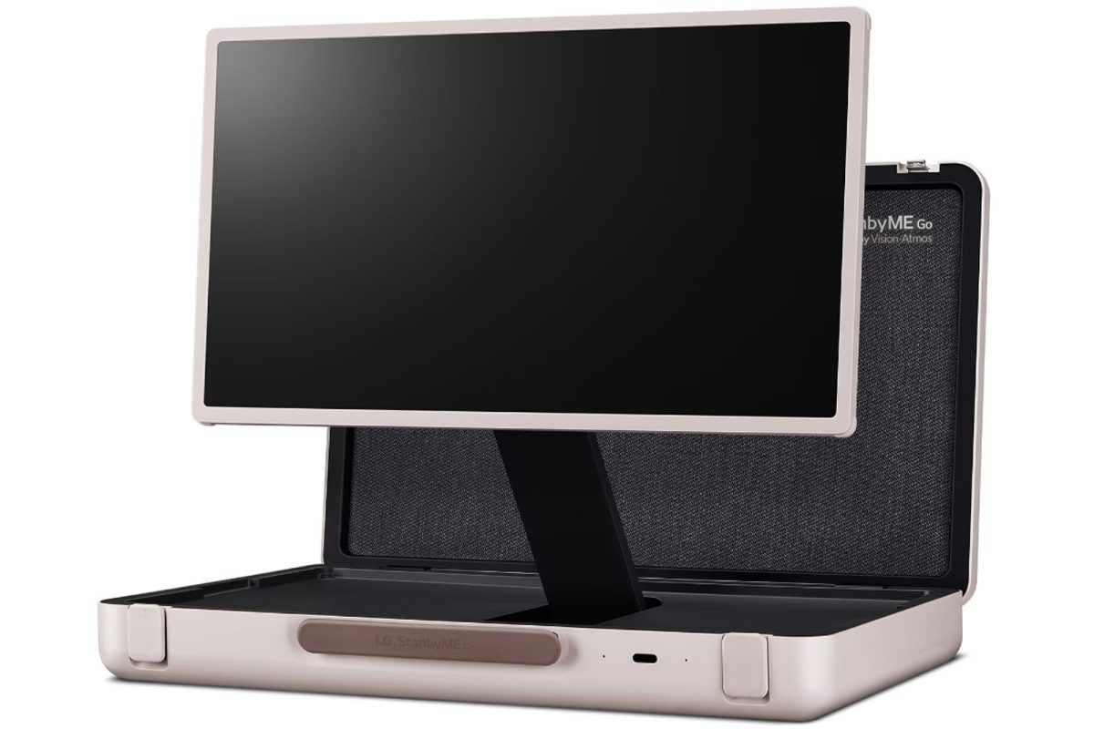 ピクニックのお供に。アタッシュケース一体型ディスプレイ「LG