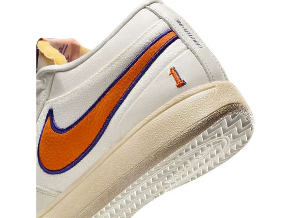 デビン・ブッカー シグネチャーシューズより『NIKE Book 1 