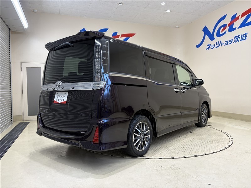 ヴォクシー ZS（431013785902）の中古車 | トヨタ認定中古車 | トヨタ