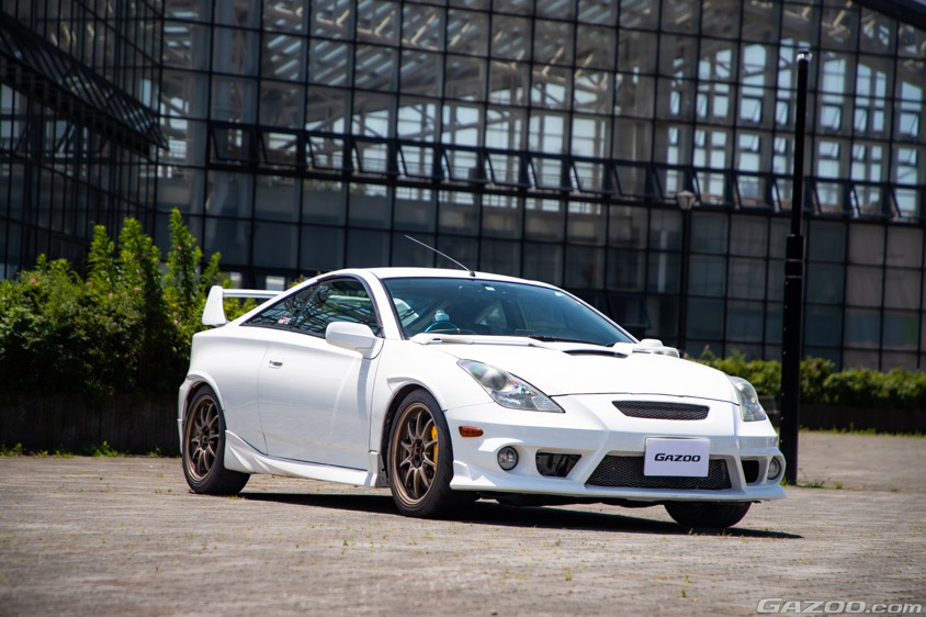 28万km走行のセリカで長距離ドライブもサーキット走行もこなす