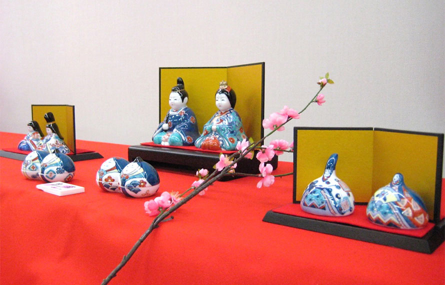 お気に入りのひな人形を見つけよう！焼き物の里へドライブ 佐賀県