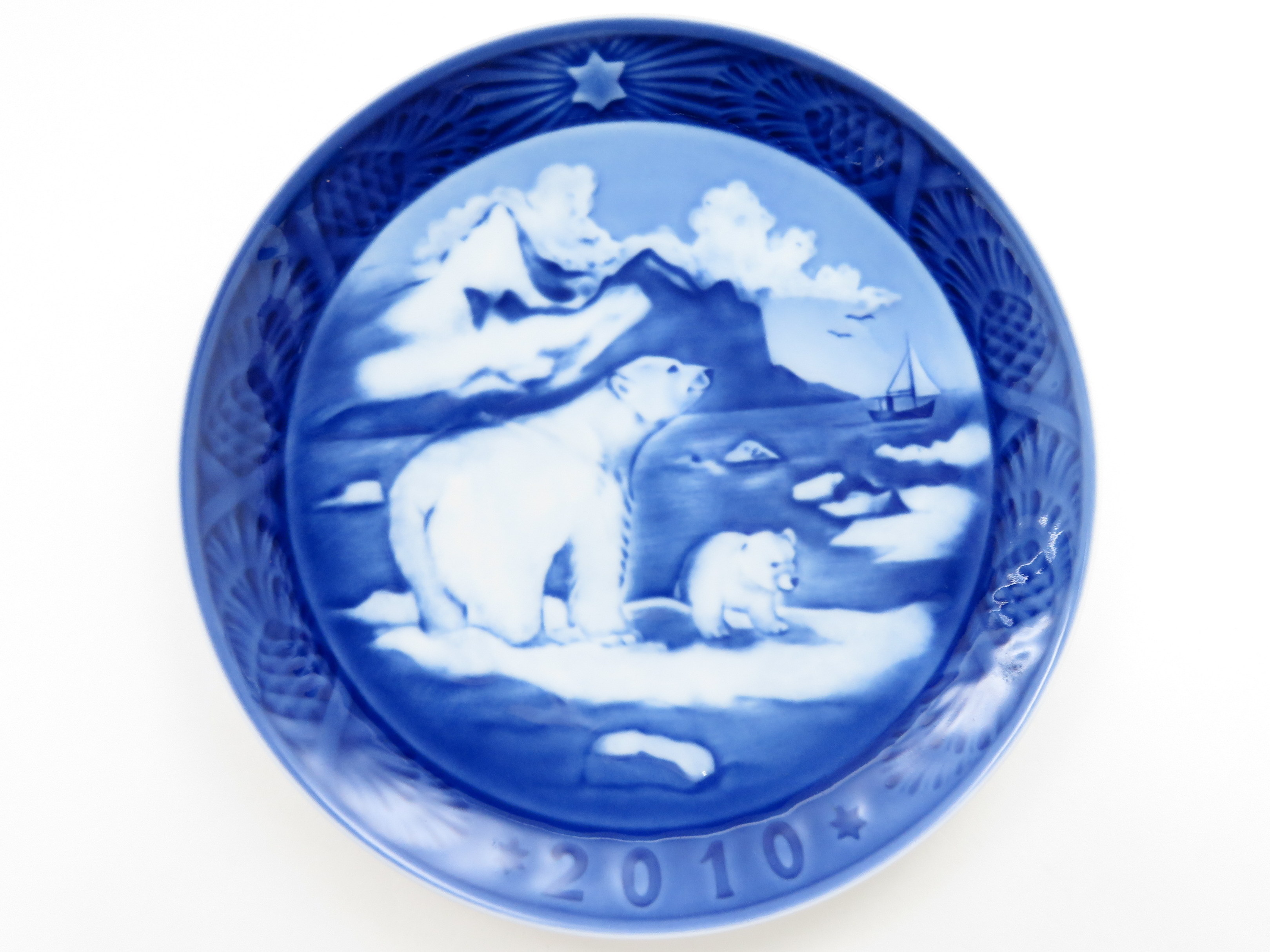 ロイヤルコペンハーゲンの2010年のイヤープレートはなぜ高いのか?