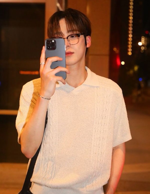 Qoo10 RECLOW ATEEZ ユノ着用 スクエア 軽量 度