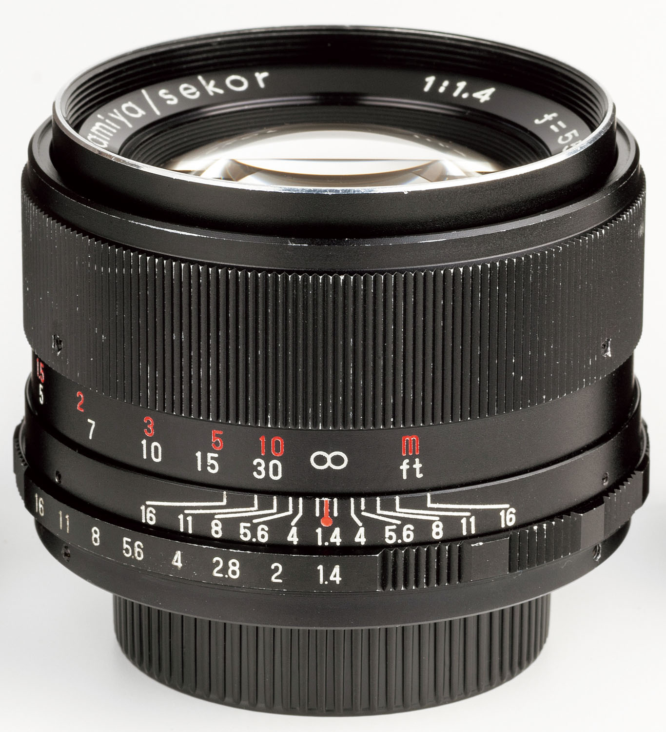 富岡伝説」を秘めた35mm判のセコール Auto Mamiya/Sekor 55mmF1.4