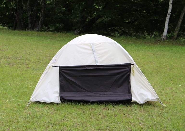 おにぎりの中で海苔を敷いて明太子の中で眠る。「山と食欲と私」と