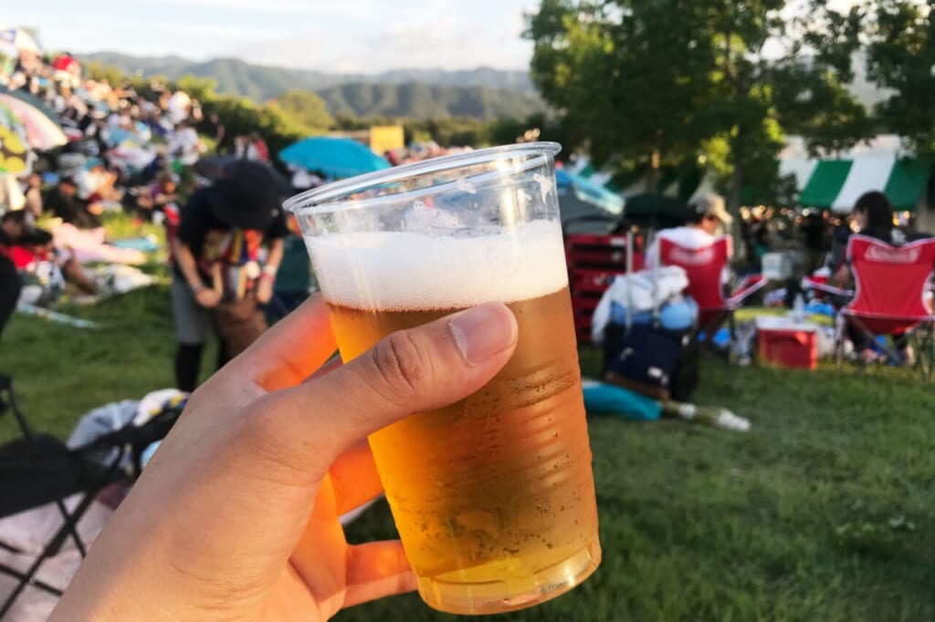 新商品】ヘリノックスの新作ロースタイルチェア『フェスティバルチェア