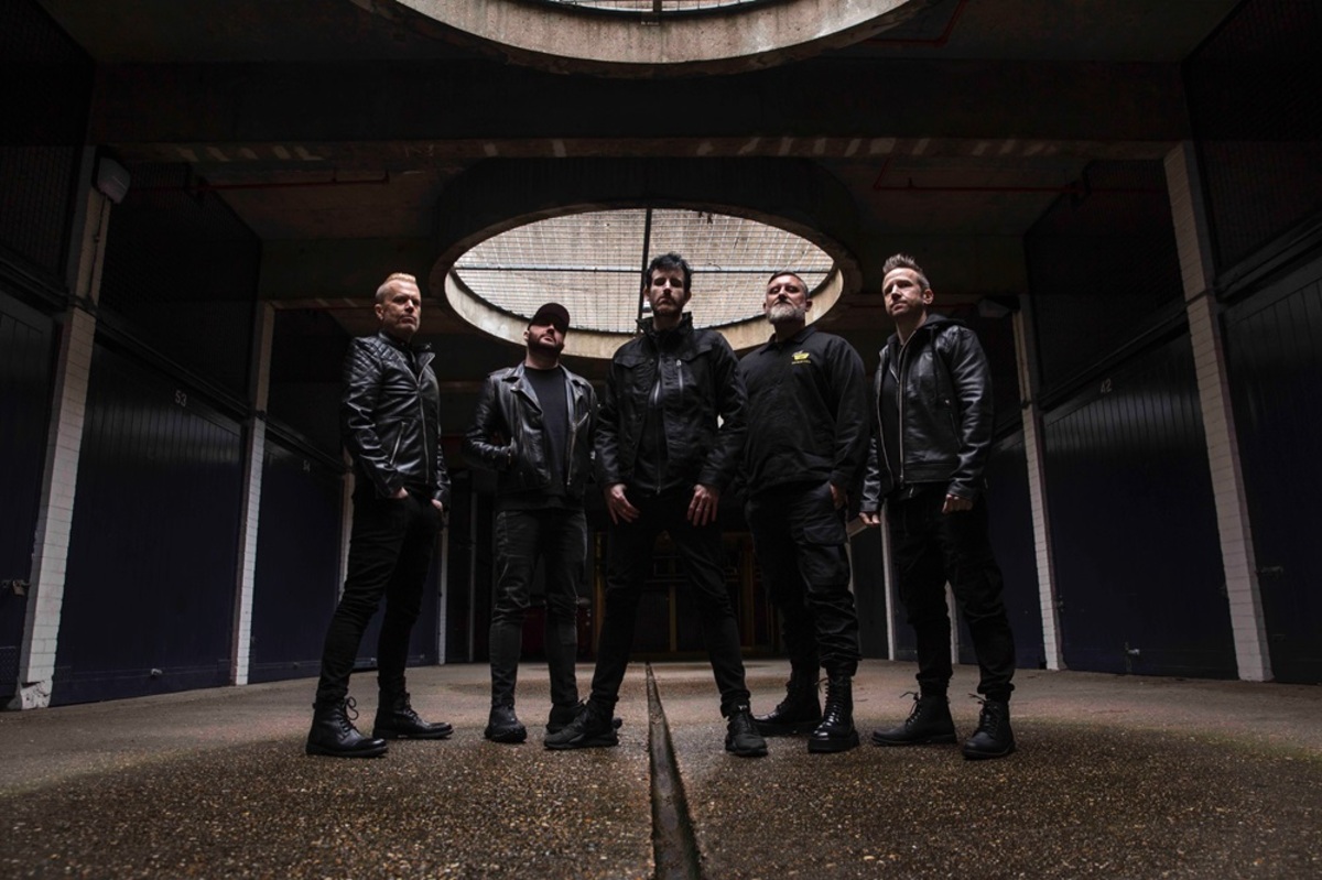 PENDULUM、15年ぶりのスタジオ・アルバム『Inertia』8/22リリース決定