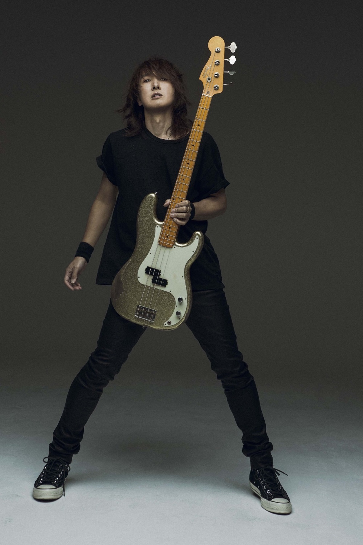 J、最新アー写公開！ソロ・デビュー25周年記念ライヴ