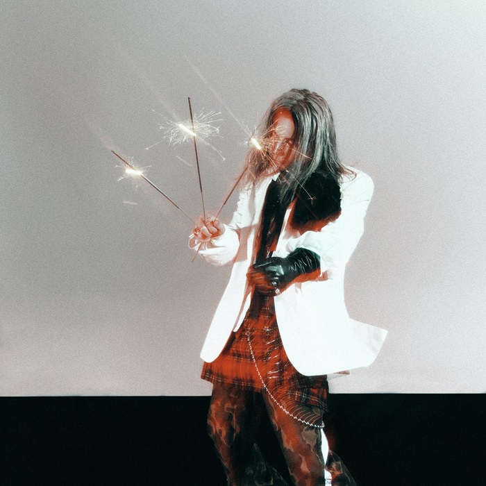 sic)boy、メジャー1stアルバム『HOLLOW』7/21リリース決定！ジャケ写