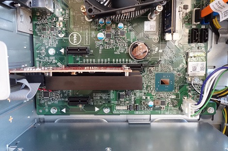 Inspironデスクトップ(3650)レビュー：ミニタワー筐体を採用した