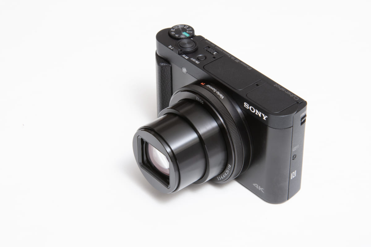 ポケットに入る超望遠！ソニー渾身の高倍率ズーム機「HX99」レビュー