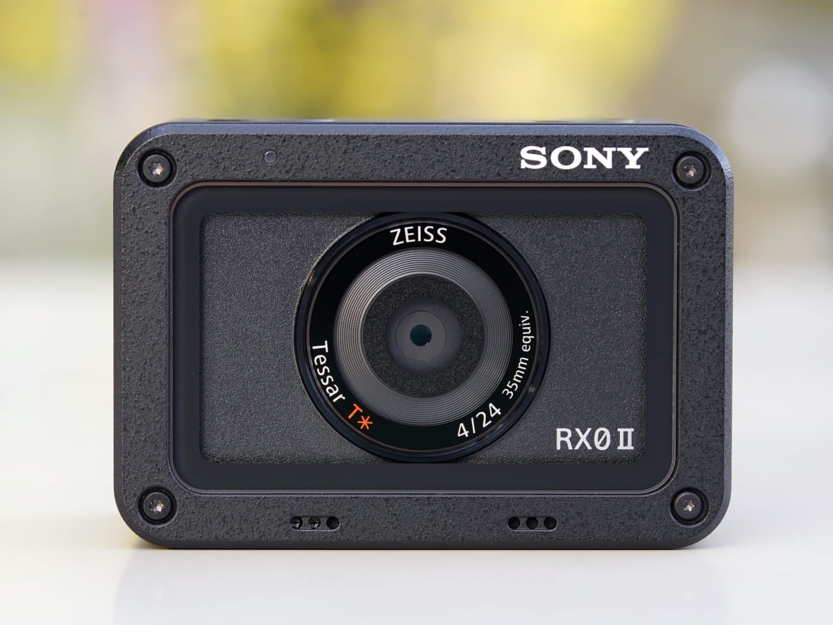 この小ささでこの画質!? ソニー「RX0 II」は“小粋でタフ”なガジェット