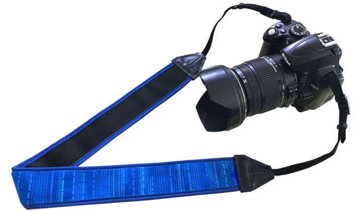 東海道新幹線の座席に使われている生地がストラップになった「N700S