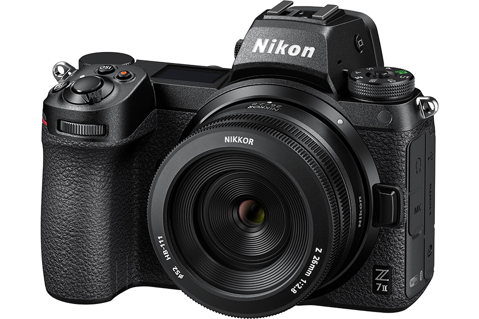 ニコン史上最薄・最軽量のフルサイズミラーレス用AFレンズ「NIKKOR Z
