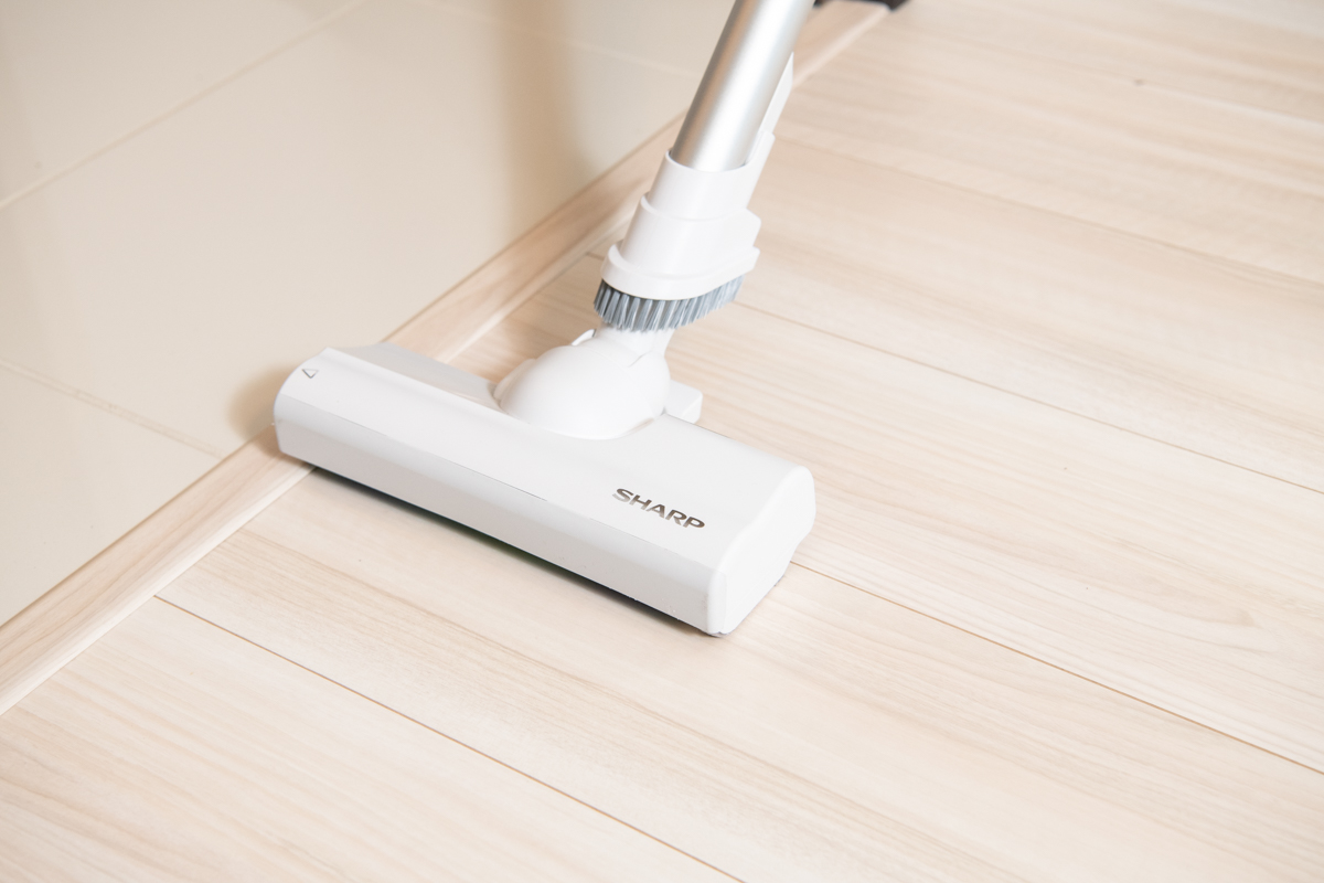 掃除機の音に悩む人、必見！」いま話題のシャープ「ラクティブ エア