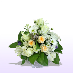 お悔やみ お供えの花 供花 白バラと季節のお花のアレンジ｜お供え花