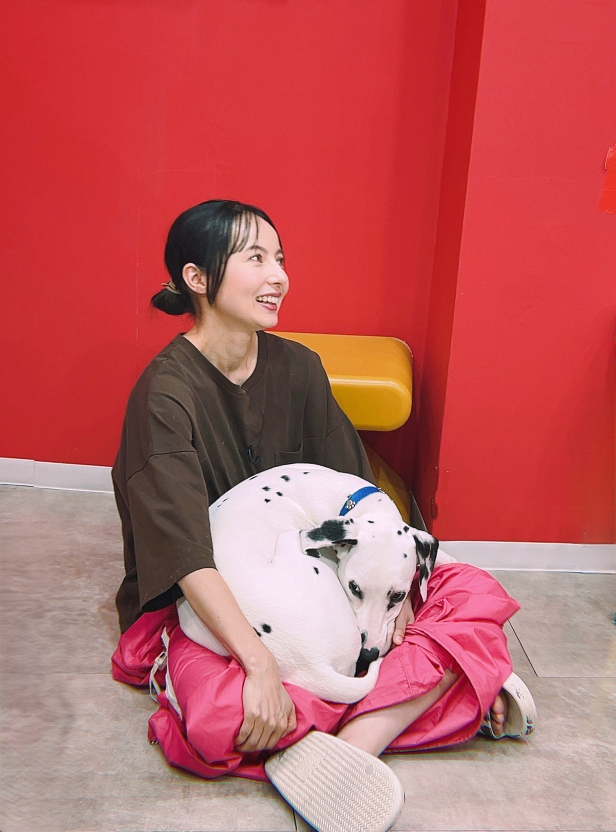 ベッキーからの呼びかけ「大切なのは、自分の前に広がるリアル世界です