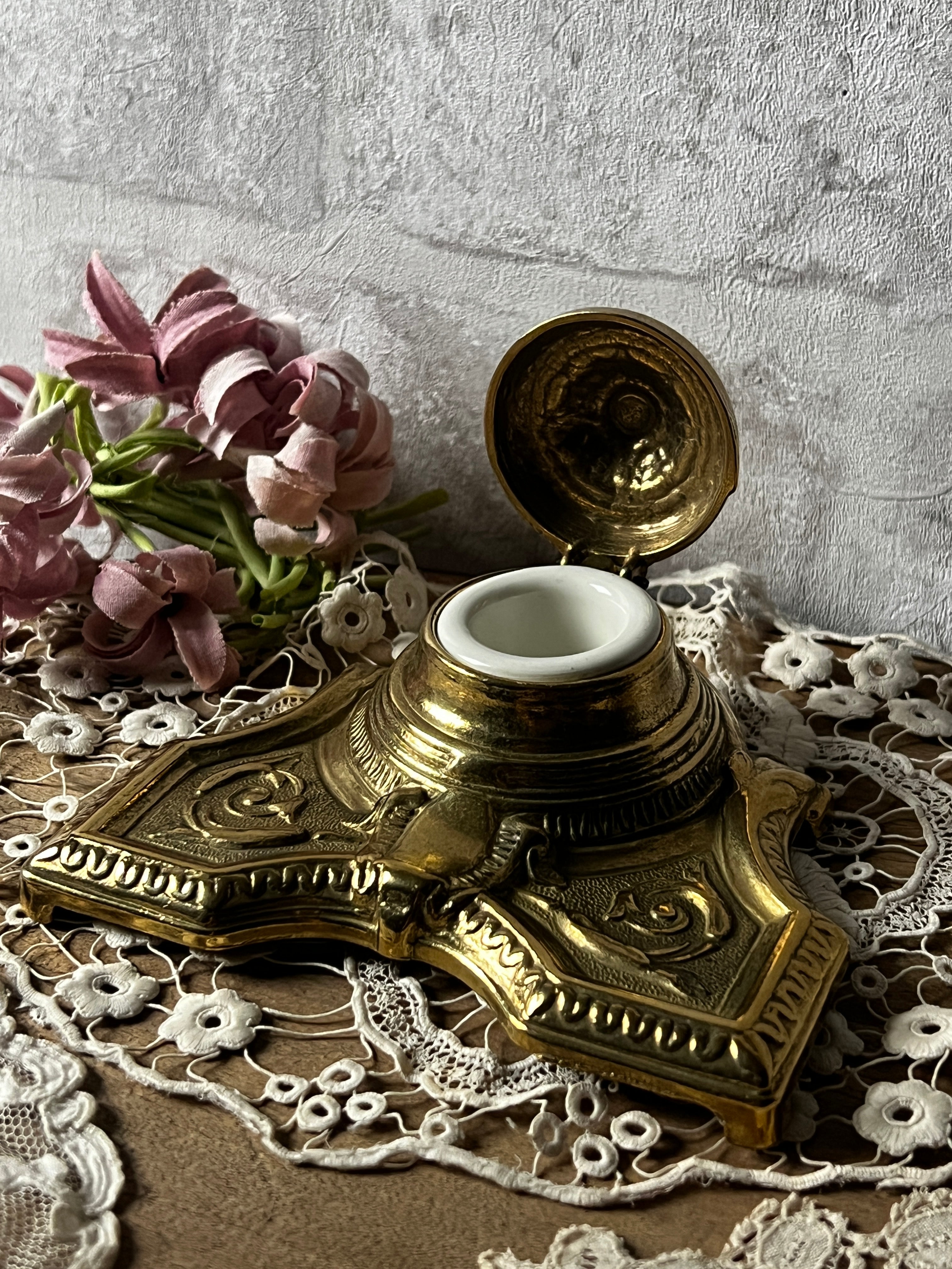 ☆古いインク壺 – France Antique 銀色アンティーク