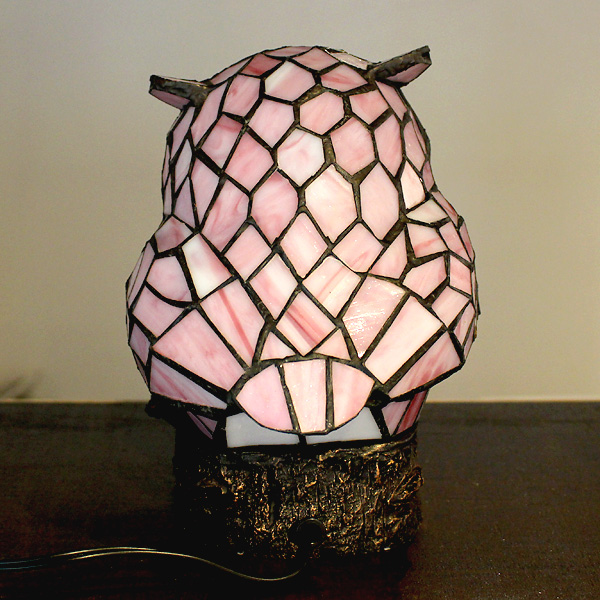 ステンドグラスランプ 梟（フクロウ）ピンク | 琉球ガラス専門店 Gift