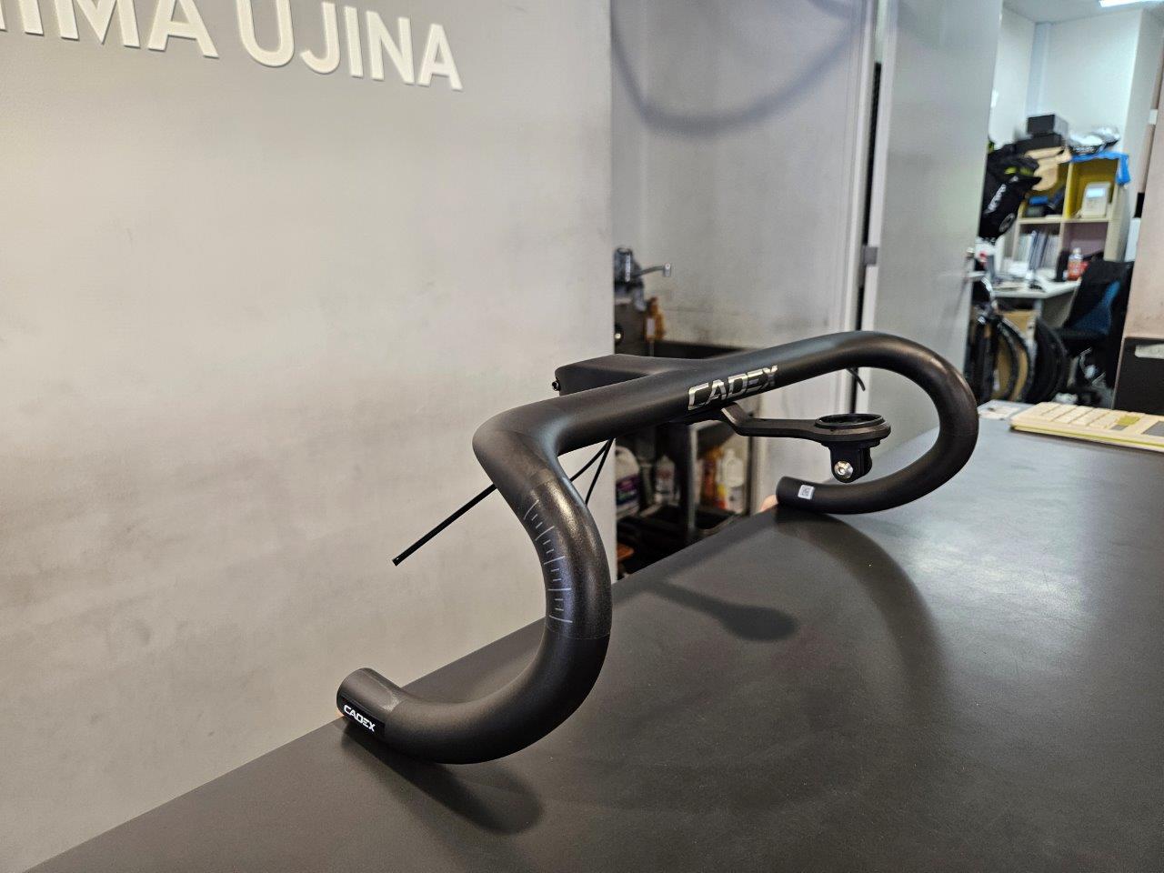 CADEX Race Integrated Handlebar入荷しました♪ ｜ ジャイアント