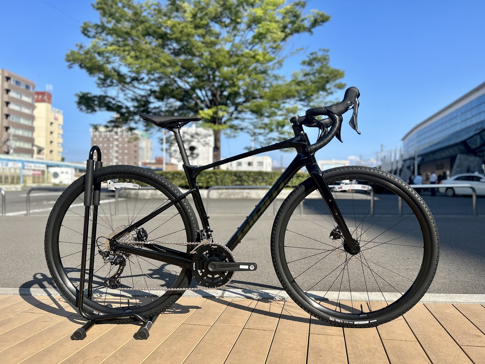 グラベルバイク】REVOLT ADVANCED 2 ｜ ジャイアントストア今治