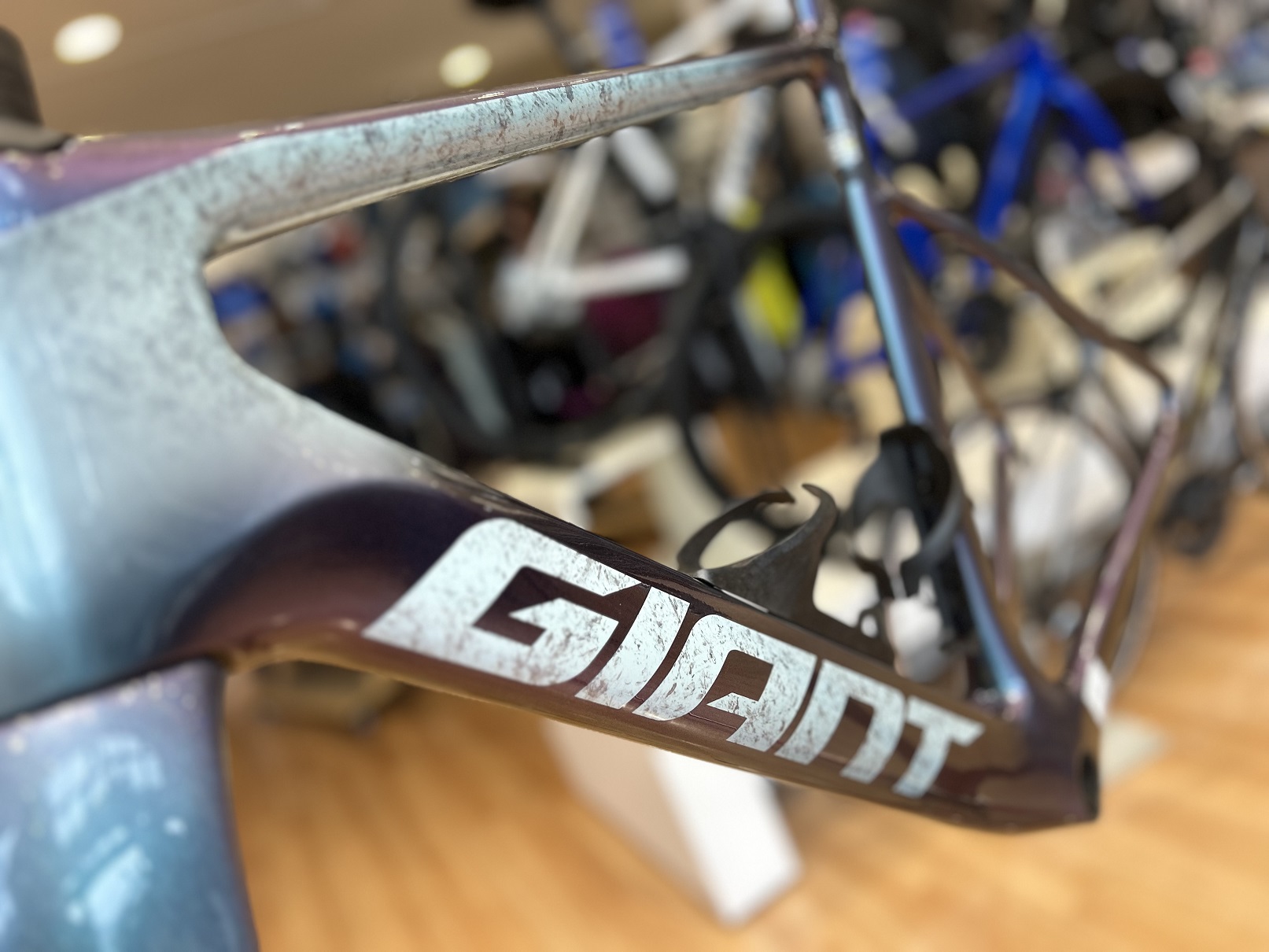 ロードバイク】フレームセットの店頭在庫ございます ｜ ジャイアント