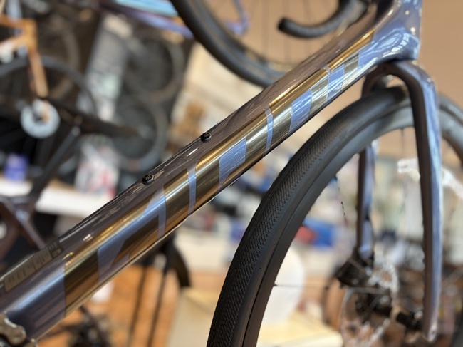 製品紹介】2026年モデル Defy Advanced 1カーボンロードバイク