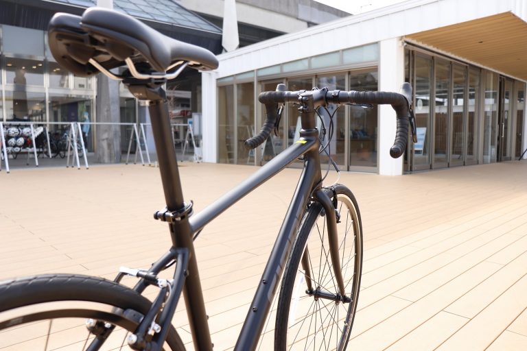 クロスバイク】ドロップハンドルが魅力的 ESCAPE R DROP