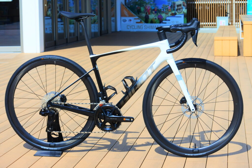 新型】2024年モデル DEFY ADVANCED PRO 1 ｜ ジャイアントストア今治