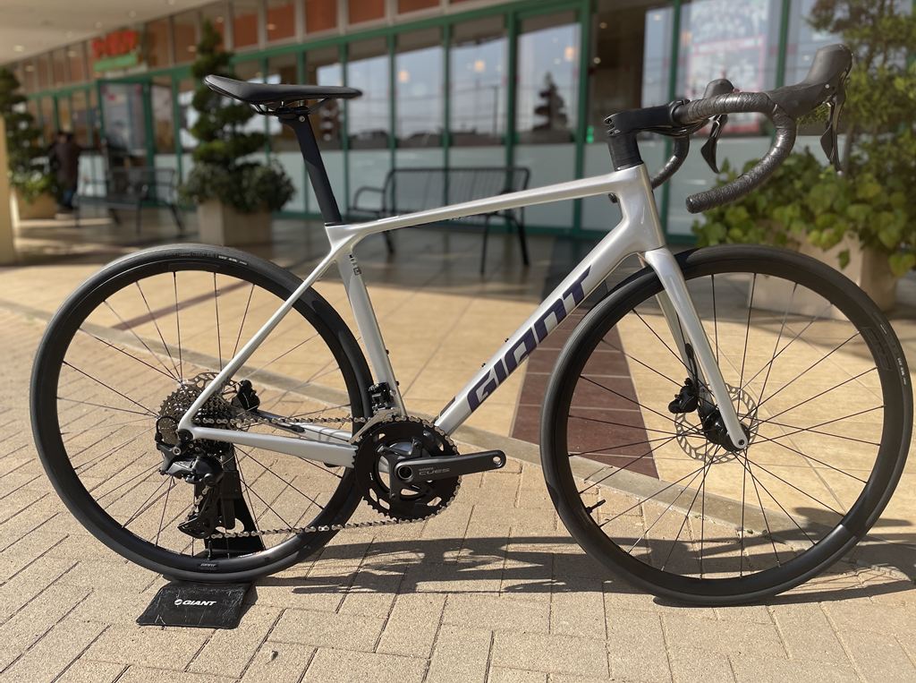 CARBON ROAD「ADVANCED 3」シリーズ ｜ ジャイアントストア川越
