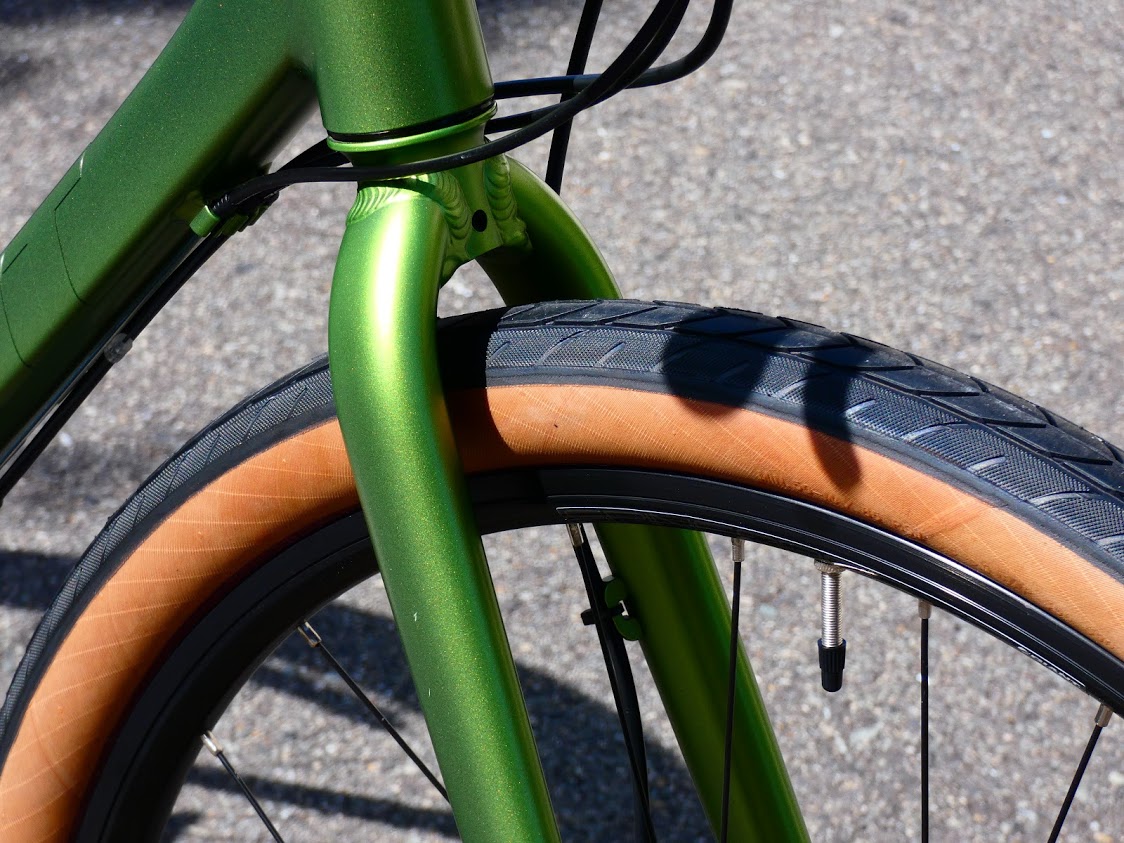 街がステージ”オフロードライクなGRAVIER DISCでLet'sサイクリング