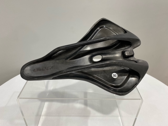 最高性能のカーボンサドル「CADEX BOOST」入荷致しました