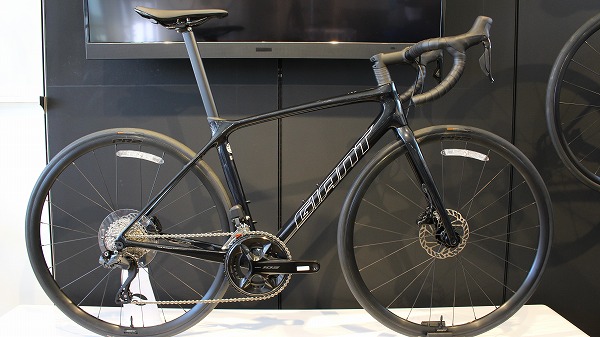 TCR ADVANCED 1 DISC KOM」 のご紹介 ｜ ジャイアントストア高知