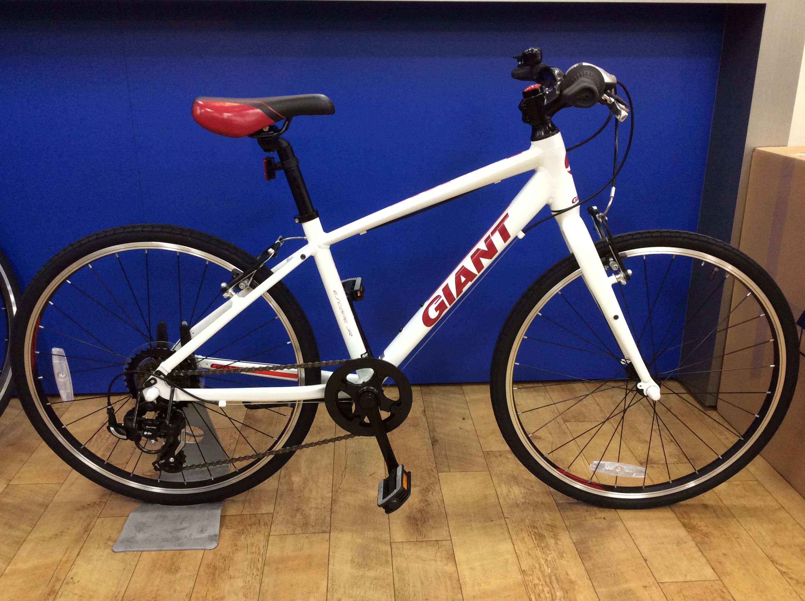 店頭キッズ車紹介】 ESCAPE JR 24 ｜ ジャイアントストア国立