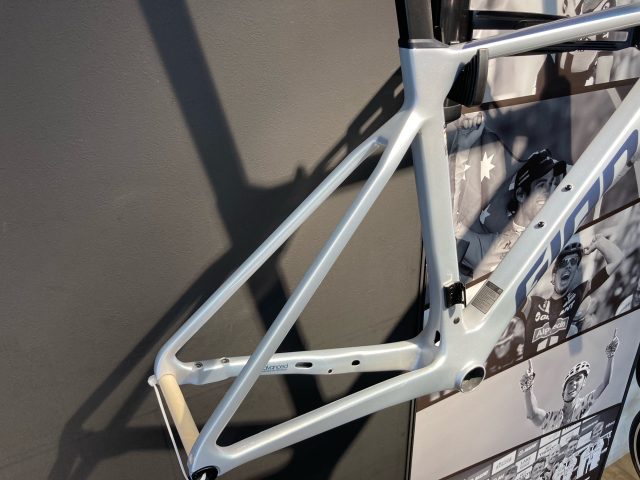 新型PROPEL ADVANCED PROフレームセット ｜ ジャイアントストア国立