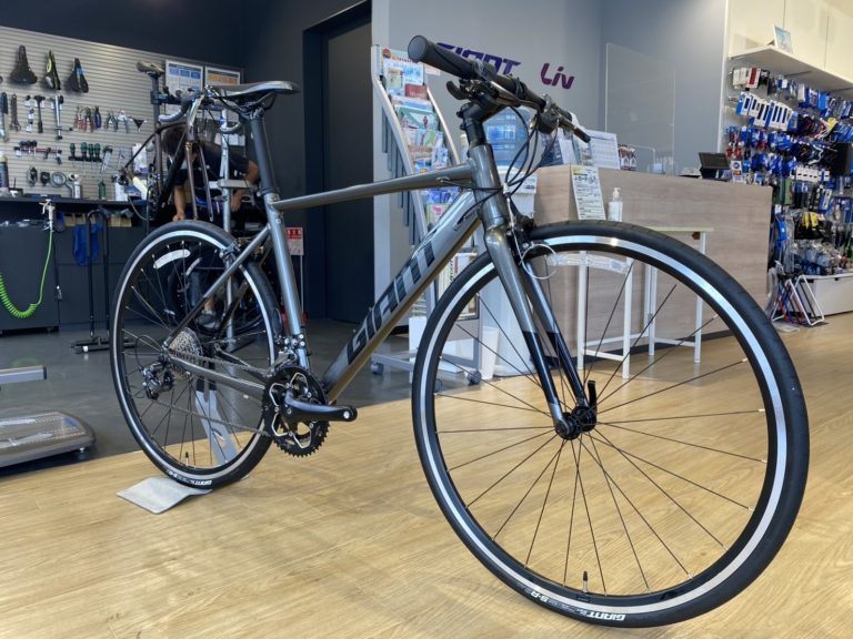 GIANT-FCR-フラットバーロード-手渡しのみでお願いします。 GIANT