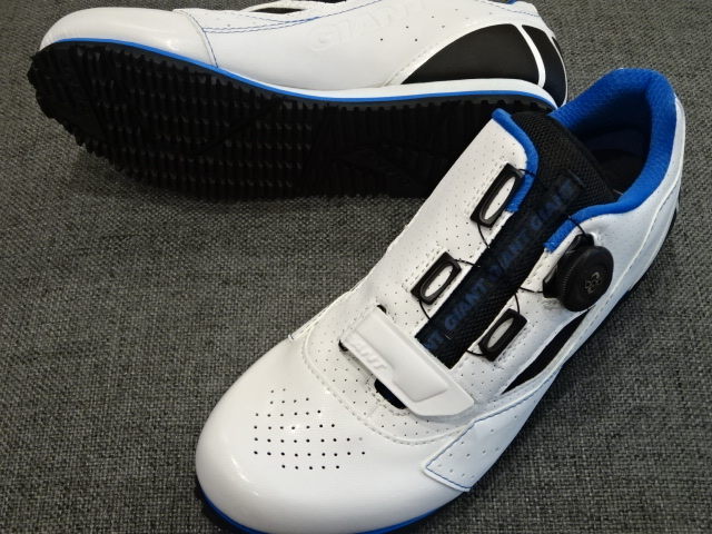 これぞサイクリングシューズ。 ｜ ジャイアントストアびわ湖守山