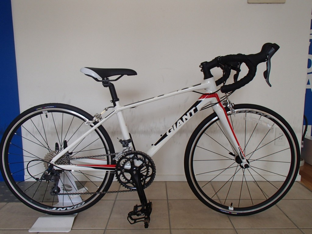 ジュニア用ロードバイクが入荷しました！！ ｜ ジャイアントストア大阪