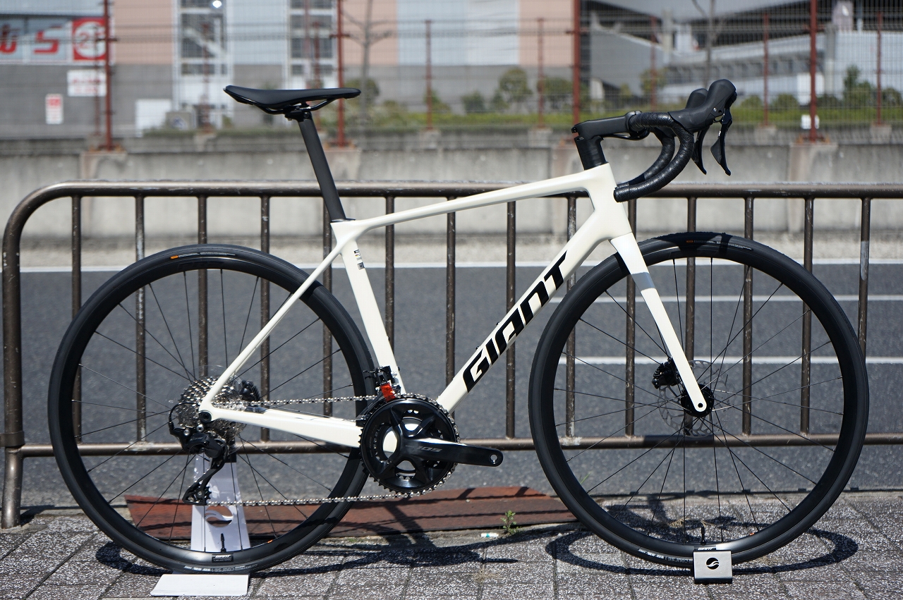 入荷情報】第10世代 新型TCR ADVANCED 2 KOM ｜ ジャイアントストア堺