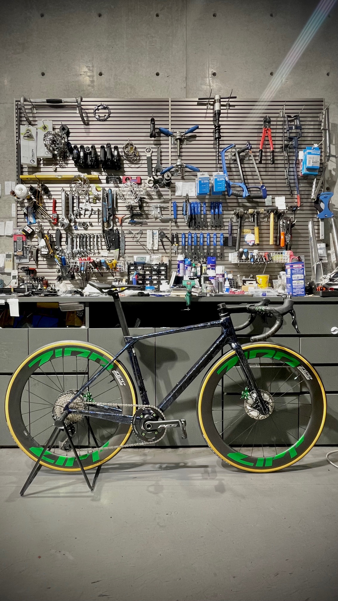 TCRのフレームセットを組み上げました ｜ ジャイアントストア京都紫明通